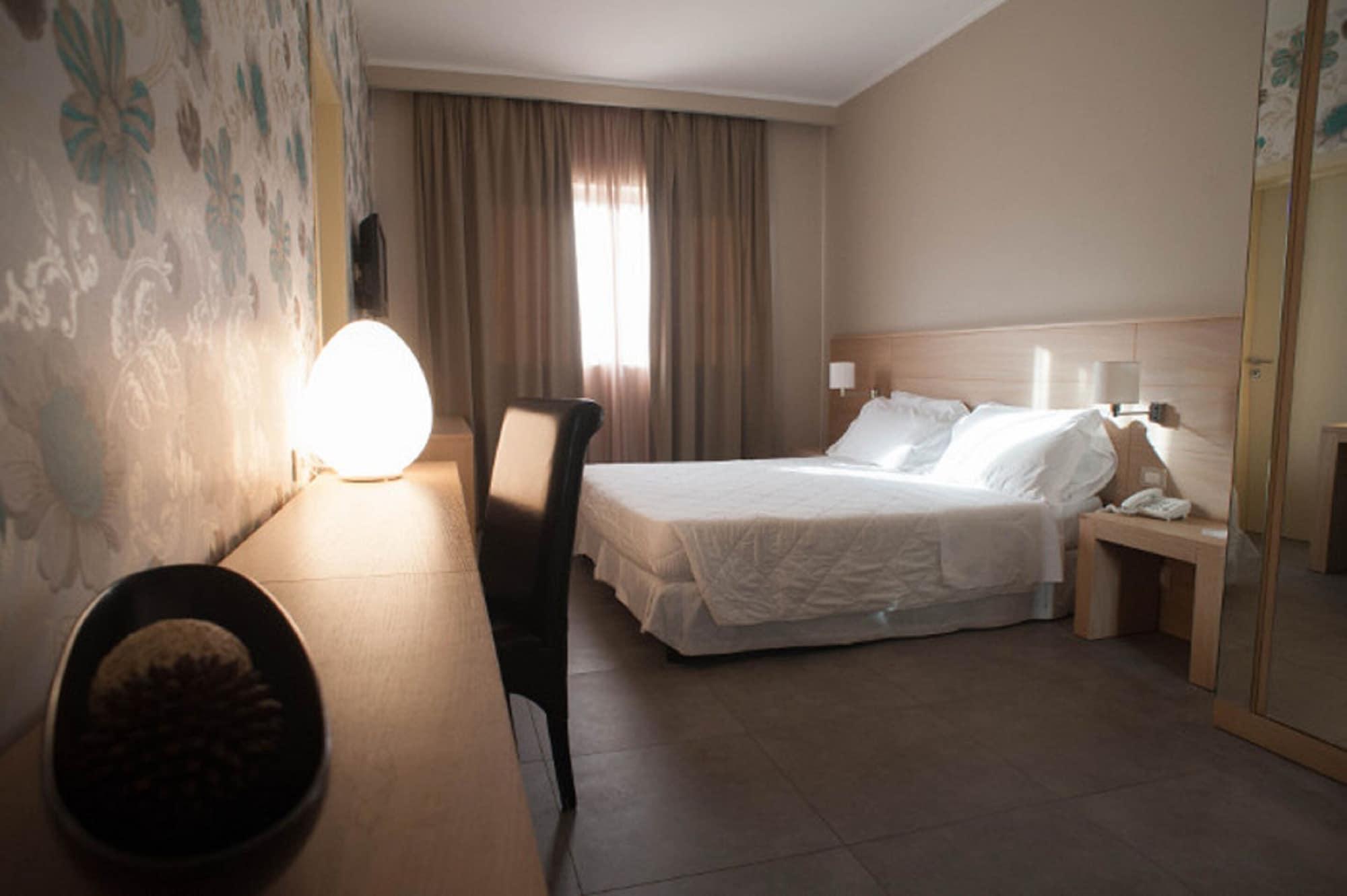 Ferrohotel Μόντικα Εξωτερικό φωτογραφία
