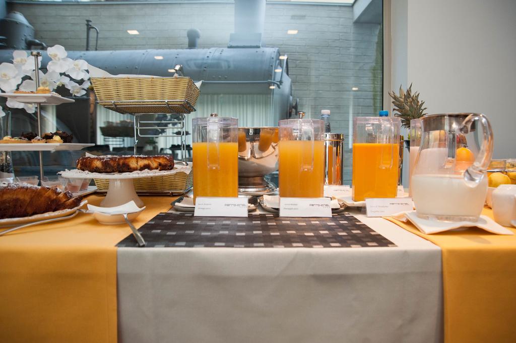 Ferrohotel Μόντικα Εξωτερικό φωτογραφία